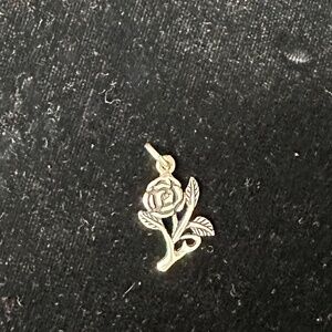 Rose pendant for Necklace
